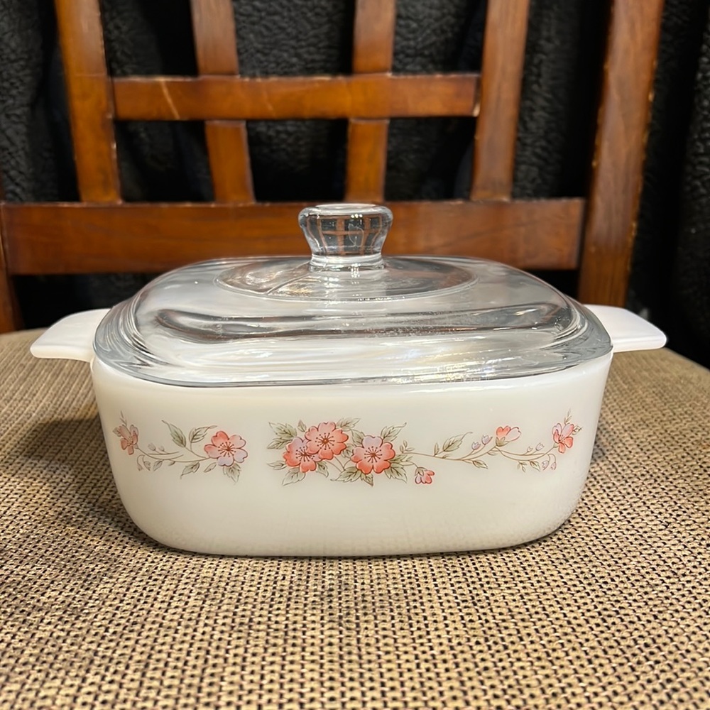 Dynastie casserole dish